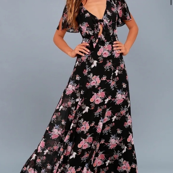 Lulus Floral Maxi Dress - Picture 1 of 8